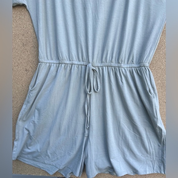 Zenana Outfitters Soft Gray Romper Jumpsuit Size 3XL - Picture 9 of 10